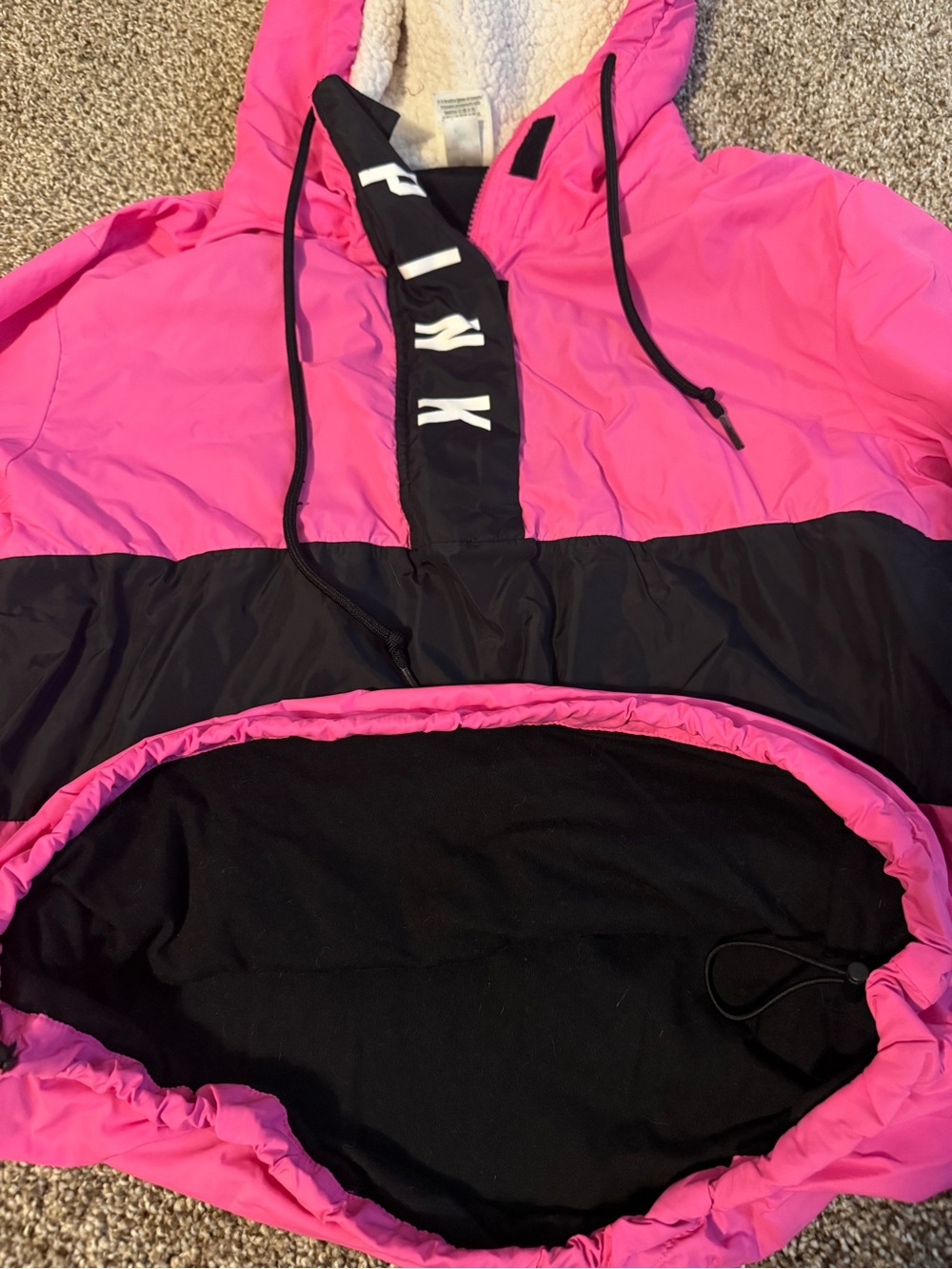 PINK Victoria's Secret Pink and Black Hooded Puffer Jacket - Picture 5 of 5